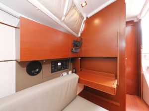 Oceanis 35.1
