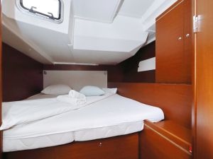 Oceanis 51.1