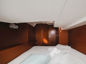 Oceanis 51.1