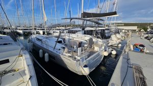 Oceanis 51.1