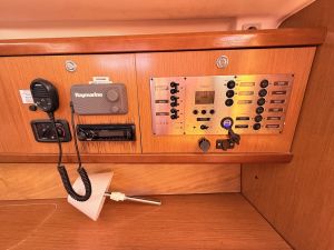 Oceanis 43