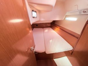 Oceanis 43
