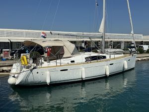 Oceanis 43