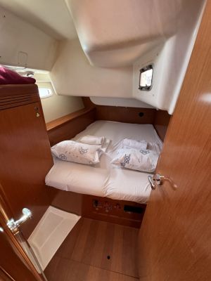 Oceanis 43