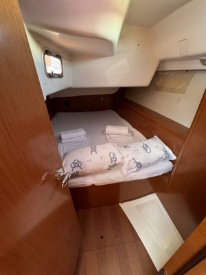Oceanis 43