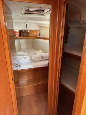 Oceanis 43