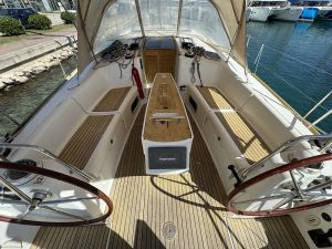 Oceanis 43