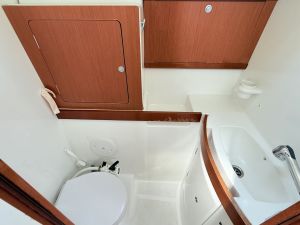 Oceanis 43