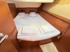Oceanis 43