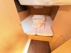 Oceanis 38.1