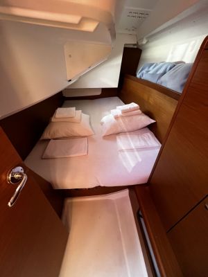 Sun Odyssey 349