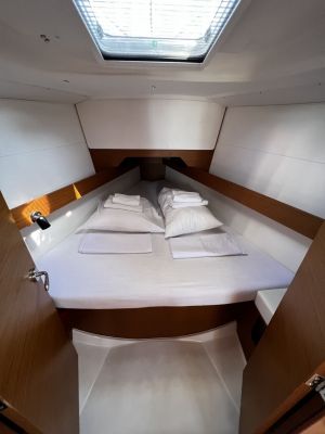 Sun Odyssey 349