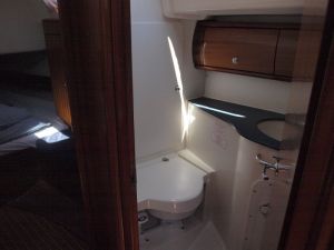 Bavaria 44