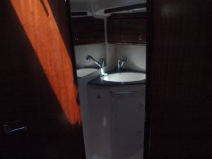 Bavaria 44