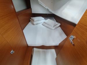 Sun Odyssey 349