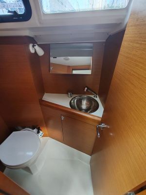 Sun Odyssey 349