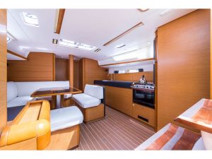 Sun Odyssey 469
