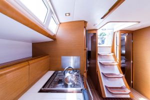 Sun Odyssey 469