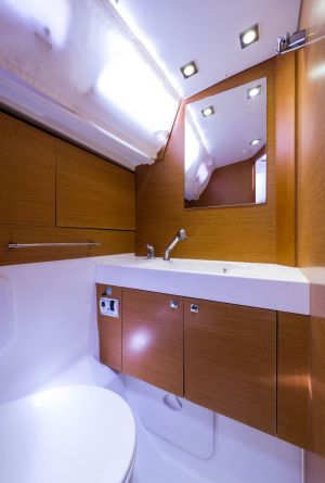 Sun Odyssey 469