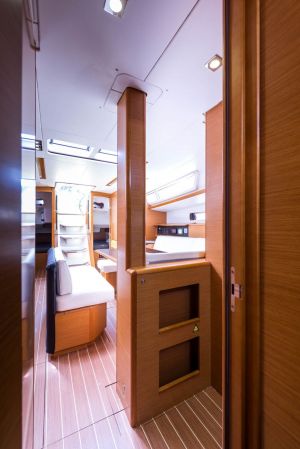 Sun Odyssey 469