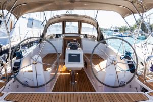 Bavaria 37