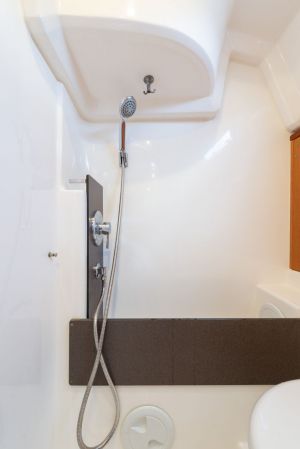 Bavaria 37