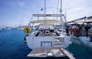 Dufour 390