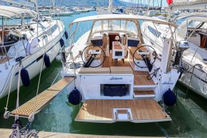 Dufour 390 GL