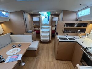 Sun Odyssey 490