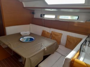 Sun Odyssey 439
