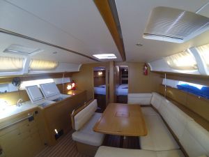 Sun Odyssey 44i