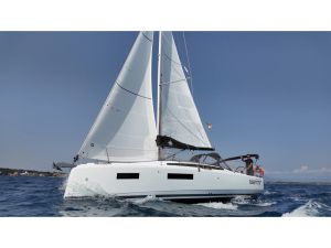 Sun Odyssey 350