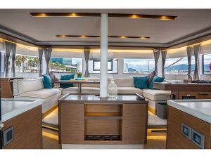 Lagoon 50