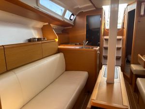 Sun Odyssey 33i