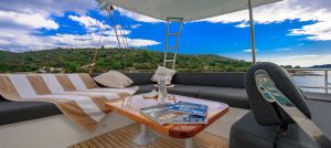 Lagoon 51