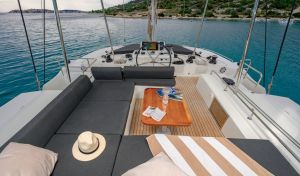 Lagoon 51