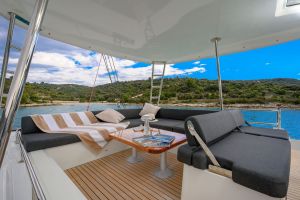 Lagoon 51