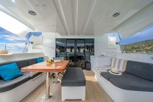 Lagoon 51