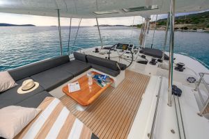 Lagoon 51
