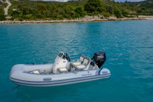 Lagoon 51