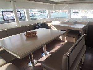Lagoon 51