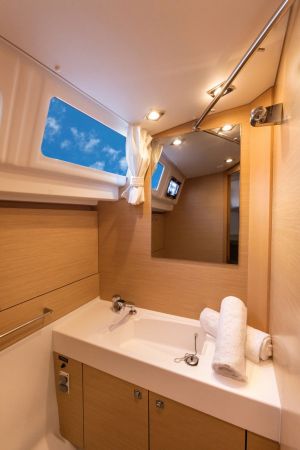 Sun Odyssey 479