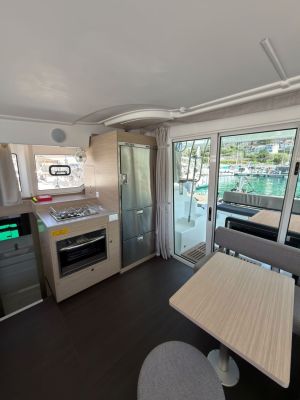 Lagoon 38