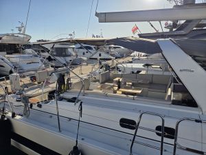 Oceanis 62