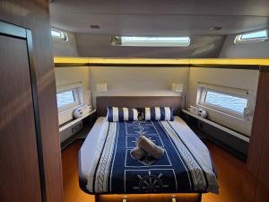 Oceanis 62