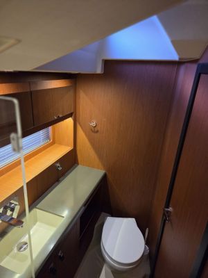 Oceanis 62