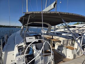 Oceanis 62
