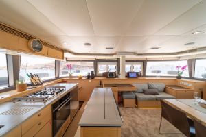 Lagoon 560