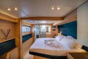 Lagoon 560