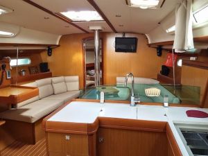 Sun Odyssey 42i